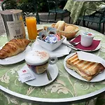 La Dependance Guest house 4*